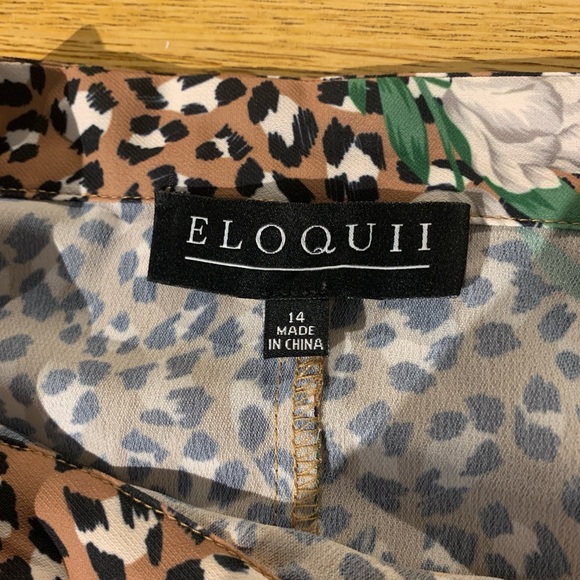 Eloqui leopard print top with notched collar. - Picture 6 of 6